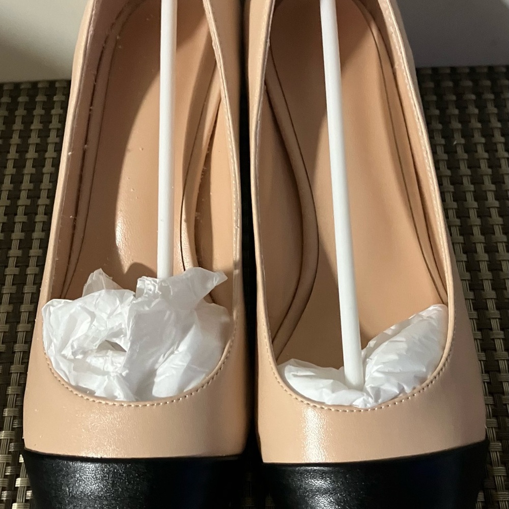 Chic Cream and Black Heels with Rounded Toe